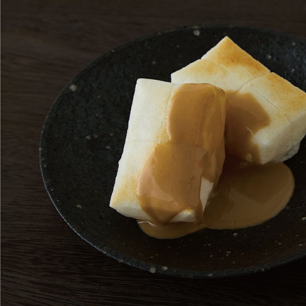 山田製油の新商品「ごまクリーム」。甘さ控えめでパンや和え物に使える万能スプレッド